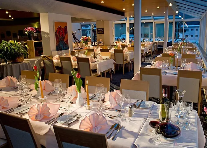 Готель Cresta 3*