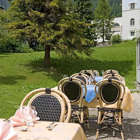 Cresta 3* Νταβός