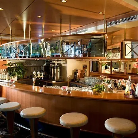 Ξενοδοχείο Cresta